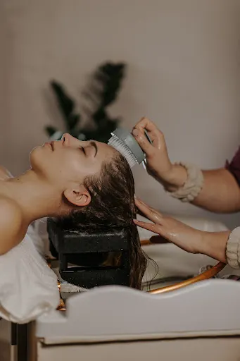 Grace Face & Head SPA – masaż Kobido, Korugi i Head SPA