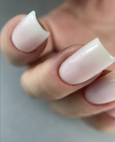 20 NAILS OPOLE MANICURE • PEDICURE • PAZNOKCIE